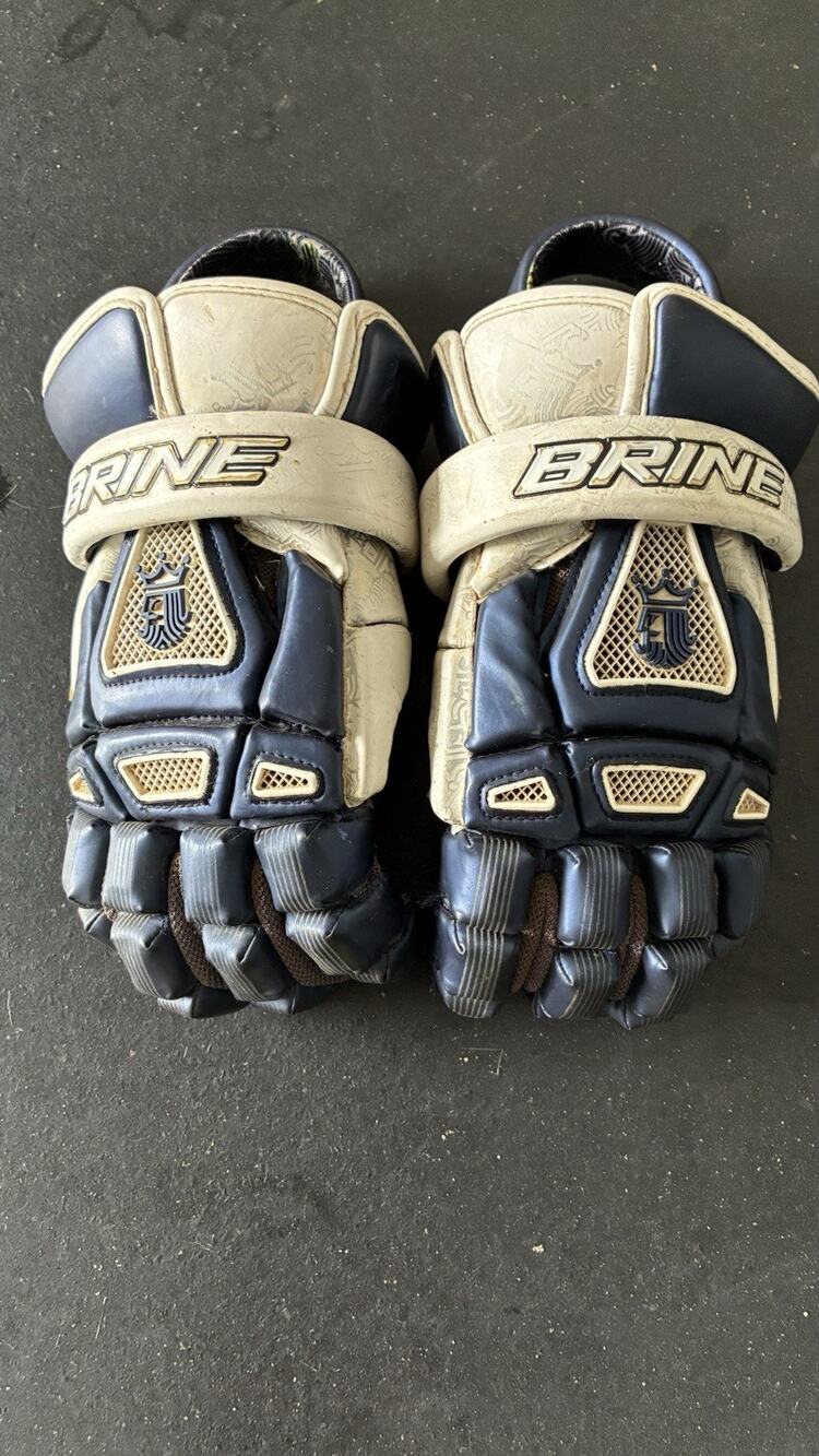 Brine King III 3 Lacrosse gloves. Large